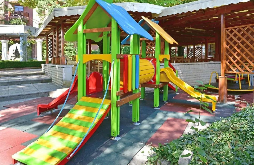 Estreya Residence Hotel-1